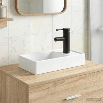 890227_1.jpg